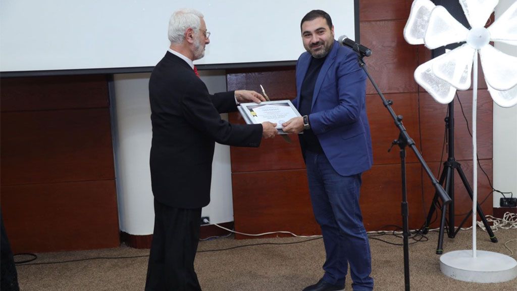 We have become laureates of the Trust Rating award.